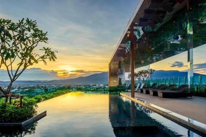 Astra Bee Friend Chiangmai Hotel Чиангмай Екстериор снимка